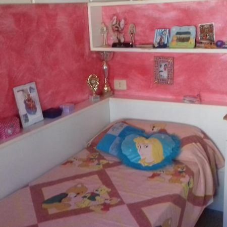 A Casa Mia Apartment สโปเลโต ภายนอก รูปภาพ